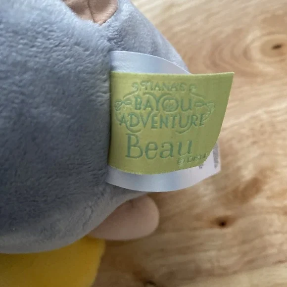 Disney Parks Tiana's Bayou Adventure - Beau The Opossum Plush Toy - Picture 6 of 7